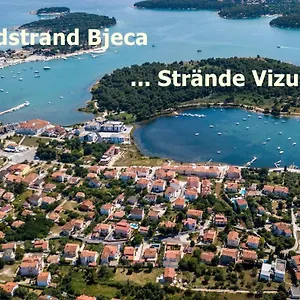 https://istriensonne-is0146-maritea-ii-mit-meerblick.in-istria.net