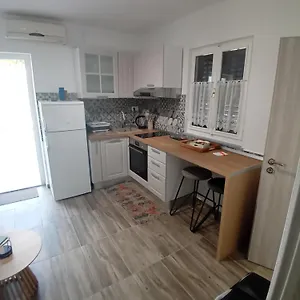 https://apartmani-vrzi.primorje-gorskikotar.com